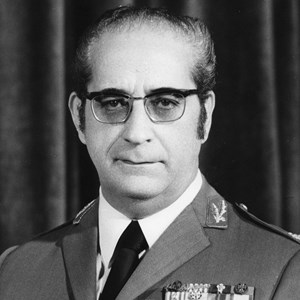 Fotografia oficial do Presidente da República Francisco da Costa Gomes.