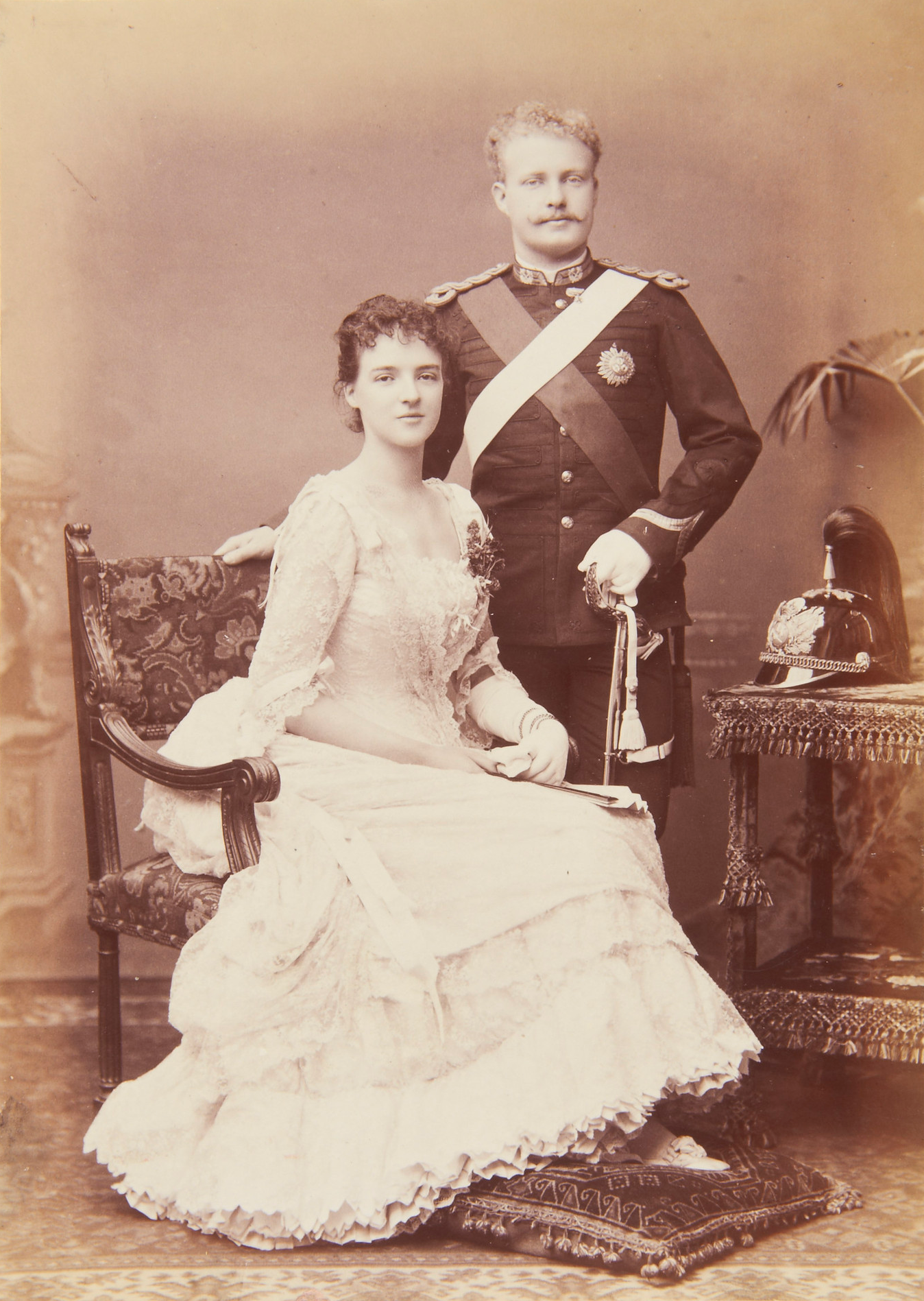 Os noivos D. Carlos e D. Amélia.